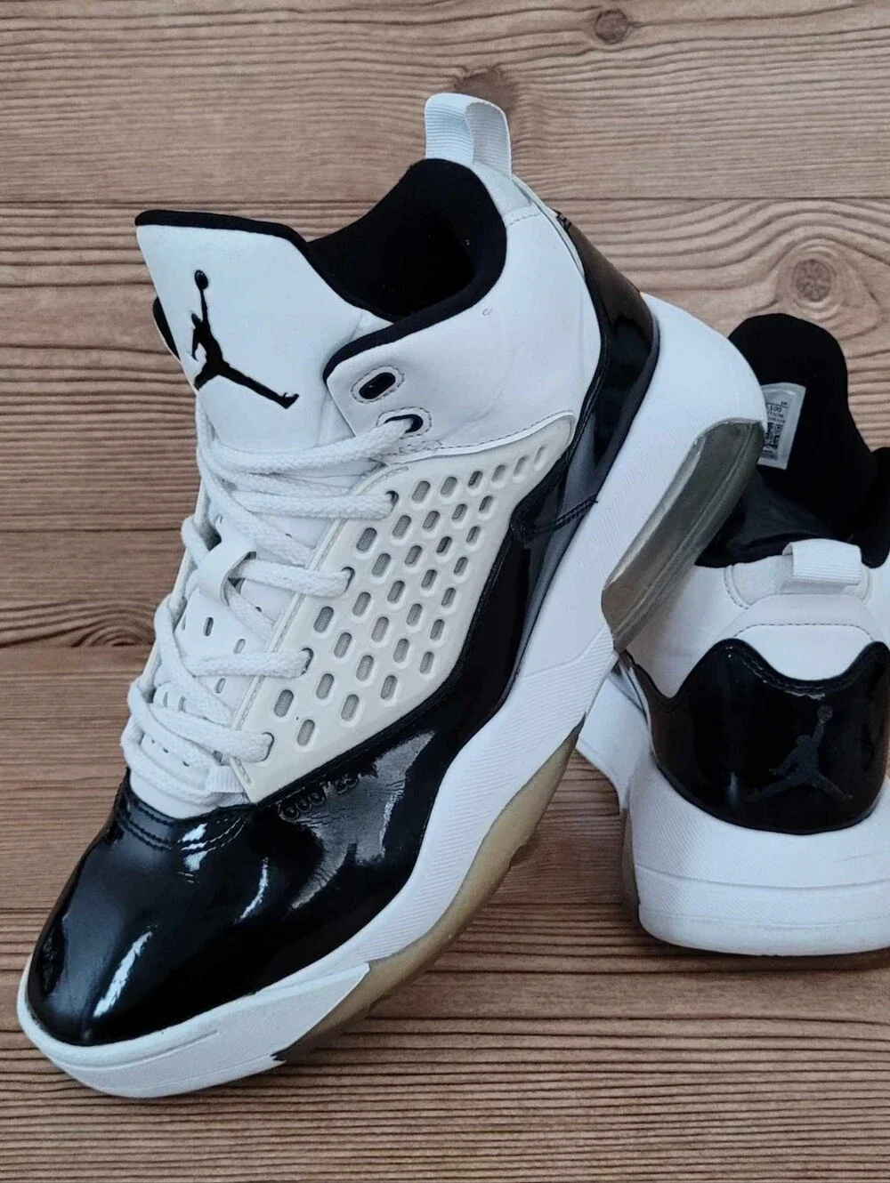 Jordan Maxin 200 'White Ice'